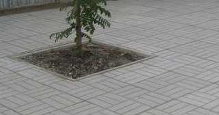 Качественная тротуарная плитка серого цвета в Каспийске в октябре