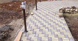 Укладка тротуарной плитки под ключ в Каспийске в октябре