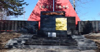 Профессиональное благоустройство памятников в Каспийске в октябре
